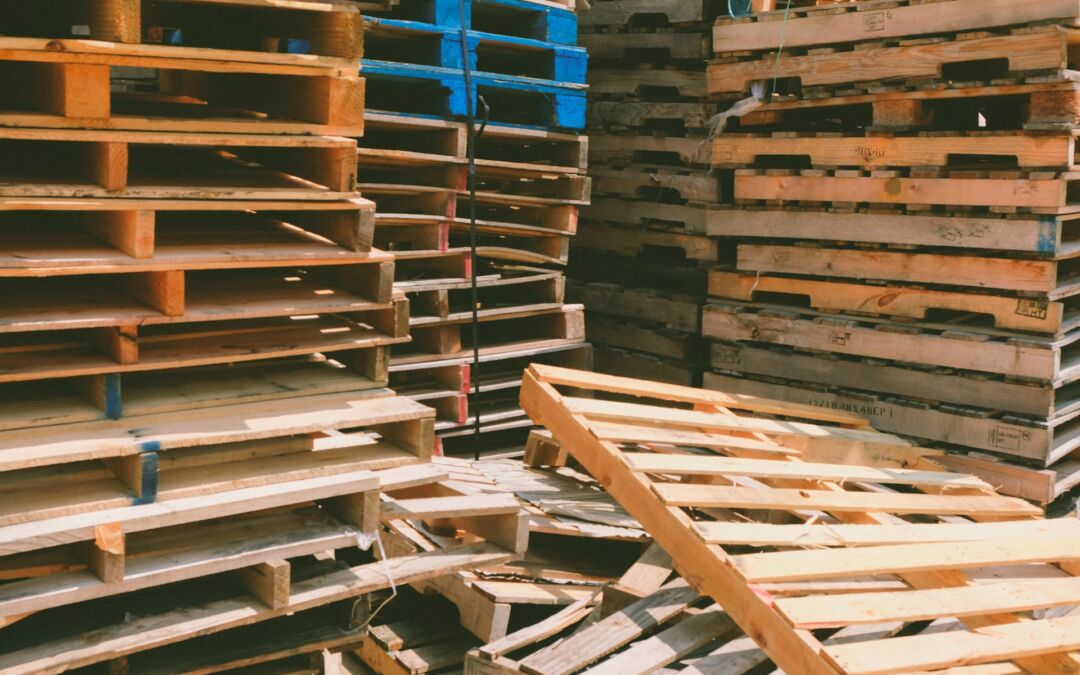 What’s the Difference Between a Pallet, Skid and Crate?